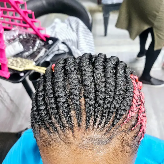CORNROWS WITH EXTENSION